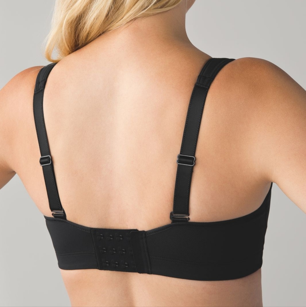 Lululemon Ta Ta Tamer II Black Sports Bra Size 32C - Picture 3 of 11